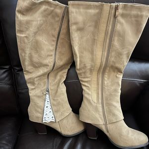 Wide Calf Boots-worn 2x, in excellent condition.